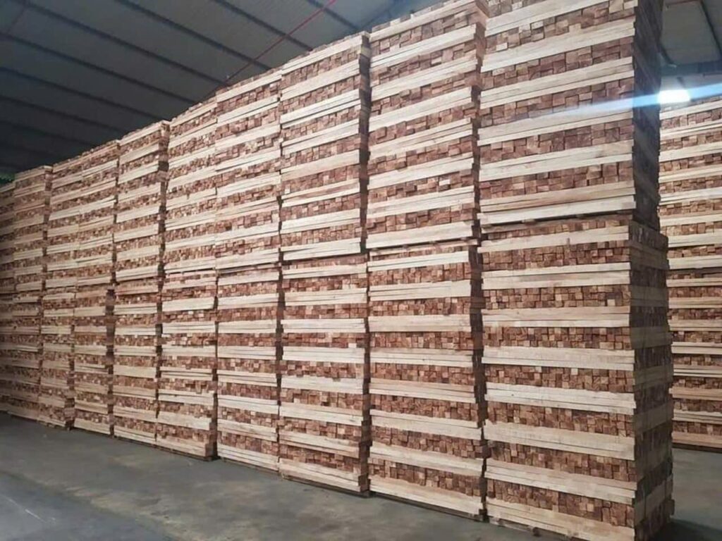 Kho gỗ cao su Gỗ Thảo Nguyên
